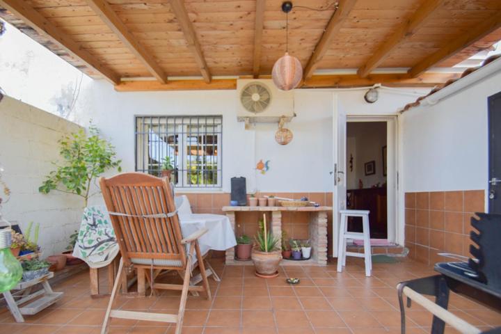 UNIFAMILIAR ADOSADA EN LOMALINDA, OGIJARES, RESIDENCIAL PRIVADO CON PISCINA Y ZONAS COMUNES, photo 0