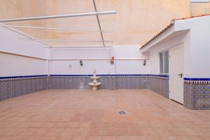 VENTA DE CASA EN EL CENTRO DE LAS GABIAS + LOCAL COMERCIAL photo 0