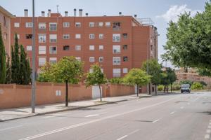 ESPECTACULAR VIVIENDA CON VISTAS DE TODO. ROTONDA EUROPA. photo 0