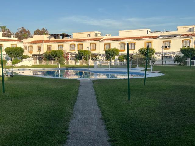 CHALET ADOSADO EN SALOBREÑA PLAYA, URB. PRIVADA CON PISCINA Y JARDINES. photo 0