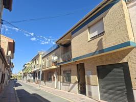 ADOSADA EN ARMILLA CON GRAN PATIO Y GARAJE photo 0