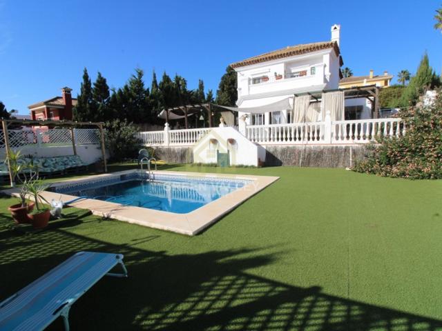 Villa En venta en La Alcaidesa photo 0