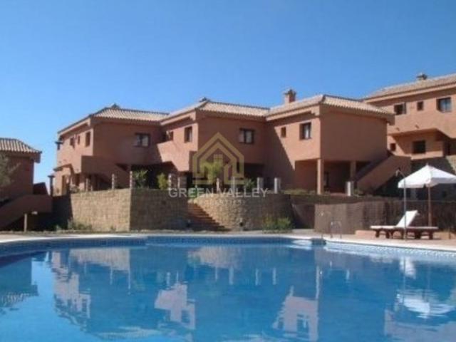 Piso En venta en La Alcaidesa photo 0