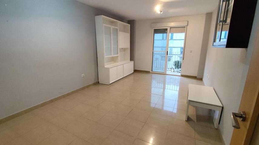 PISO EN VENTA CALLE ONTINYENT photo 0