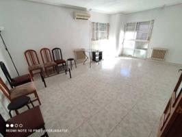 Piso en venta en Coria photo 0