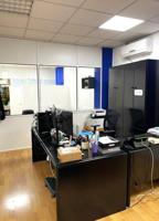 LOCAL COMERCIAL EN VENTA EN HORTA-GUINARDÓ photo 0