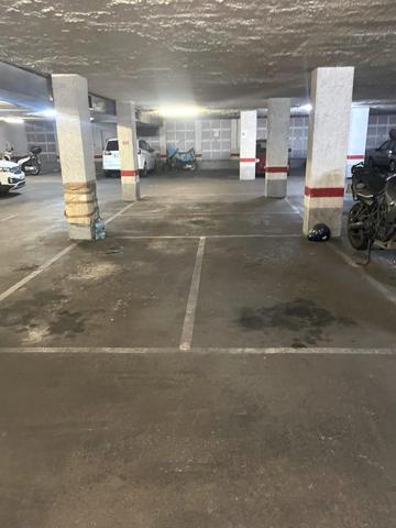 PLAZAS DE PARKING EN VENTA EN SANTS photo 0