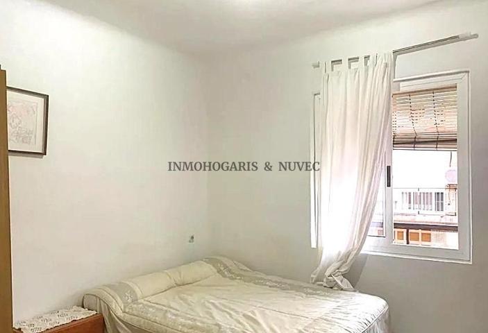 Piso en venta en Vila de Gràcia photo 0