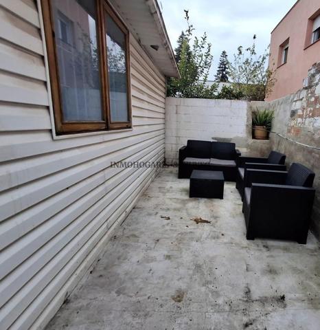Casa - Chalet en venta en Barberà del Vallès de 1000 m2 photo 0