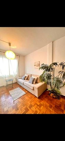 Piso en venta en Barcelona de 94 m2 photo 0