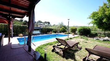 Casa - Chalet en venta en Olivella de 189 m2 photo 0