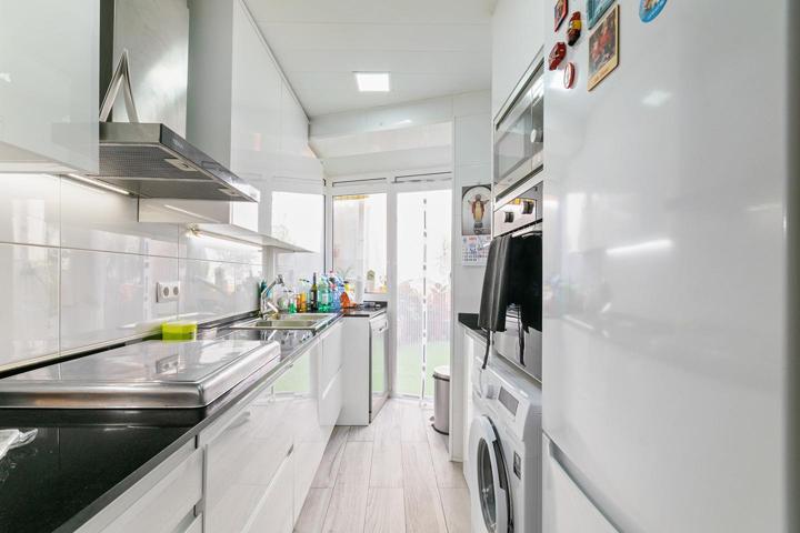 Piso en venta en Barcelona de 110 m2 photo 0
