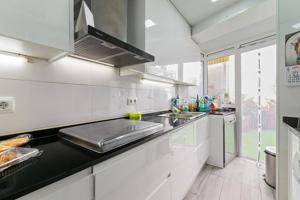 Piso en venta en Barcelona de 110 m2 photo 0