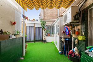 Piso en venta en Barcelona de 110 m2 photo 0