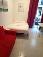 EXCELENTE PISO EN SANTS-BADAL photo 0