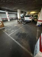 EXCELENTES PLAZAS EN SANTS (DOS PLAZAS) photo 0