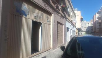 🏢 Local Comercial en Zona Carrús de Elche - Espacio Versátil y Bien Ubicado 🛍️ photo 0