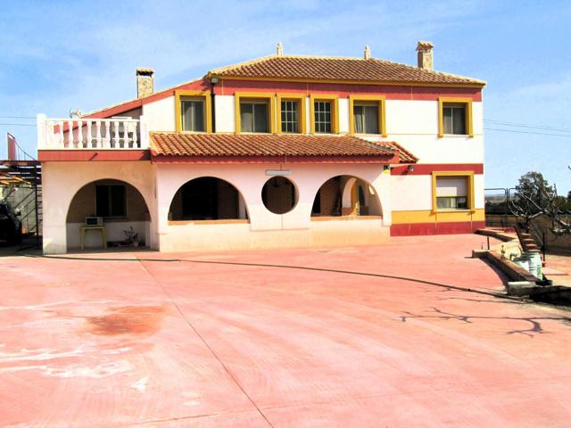 Unifamiliar En venta en Ciudad De Asís - Font-Calent - El Bacarot, Alicante photo 0