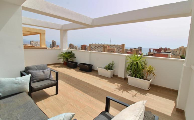 Sensacional ático dúplex con vistas al mar reformado de lujo. photo 0
