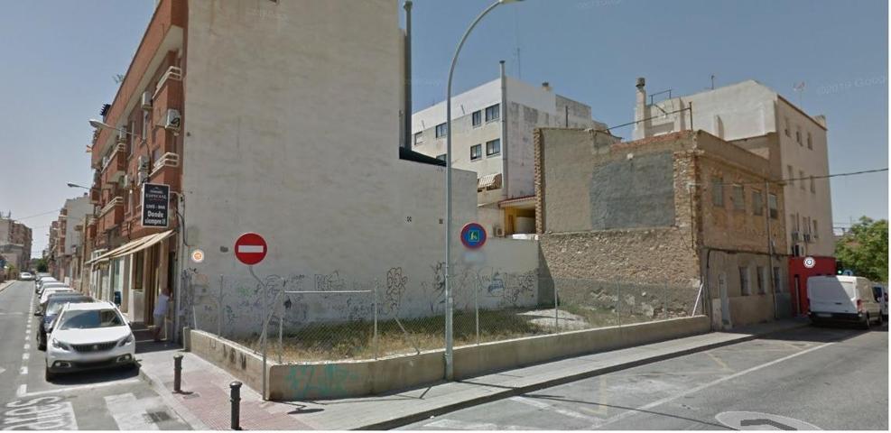 SE VENDE TERRENO URBANO EN EL BARRIO DE LOS ÁNGELES photo 0