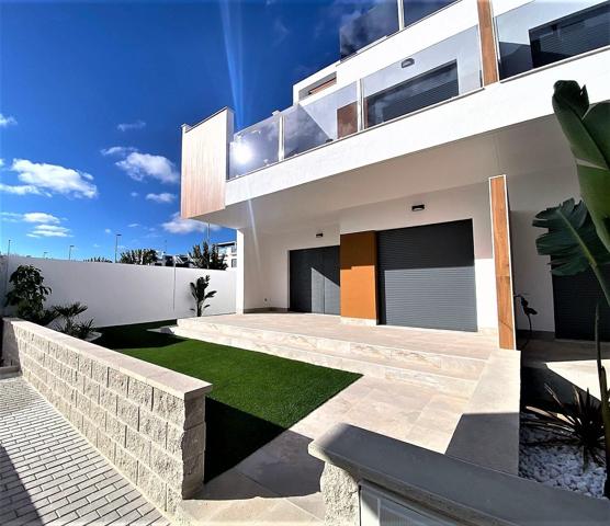 Casa De Campo En venta en Zona Pueblo, Pilar De La Horadada photo 0