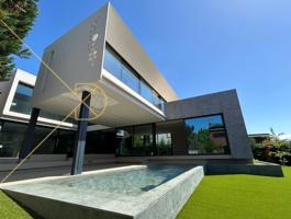 Moderna casa de 502 m2  nueva a estrenar, en Can Matas. Sant Cugat del Vallès photo 0