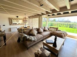 Promoción de casas de diseño adosadas a estrenar con jardín privado. Alp (Cerdanya). photo 0