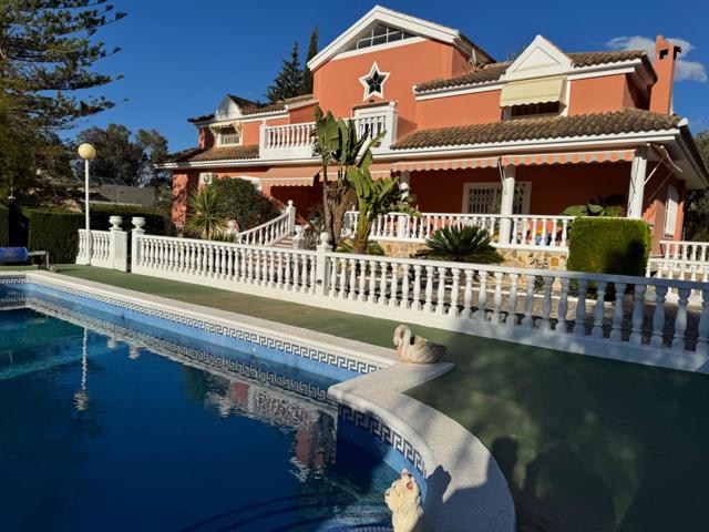 Exclusividad, lujo y tranquilidad en Los Conejos photo 0