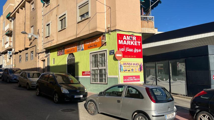 Bajo comercial en plena Calle Industria photo 0