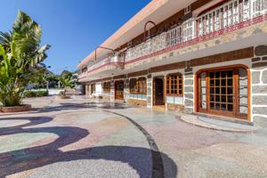 Casa - Chalet en alquiler en Los Peñones de 1000 m2 photo 0