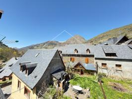 Casa En venta en Naut Aran photo 0