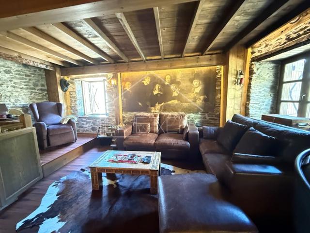 Casa En venta en Es Bòrdes photo 0