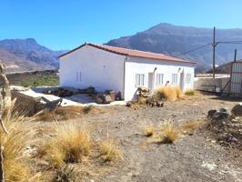 Finca de 11.000 metros con vivienda y piscina en La Aldea de San Nicolás photo 0