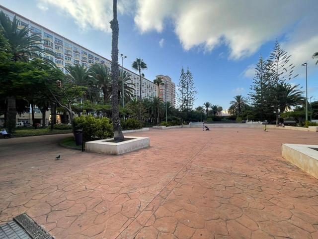 Se venden amplias plazas de garaje en el parking de Don Benito. photo 0
