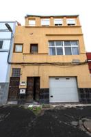 Edificio en venta en Arucas de 300 m2 photo 0
