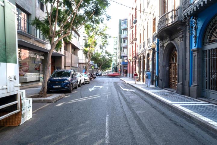 Local en alquiler en Las Palmas de Gran Canaria de 116 m2 photo 0