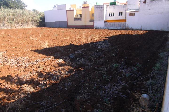 Terreno en venta en Los Llanos de 2315 m2 photo 0