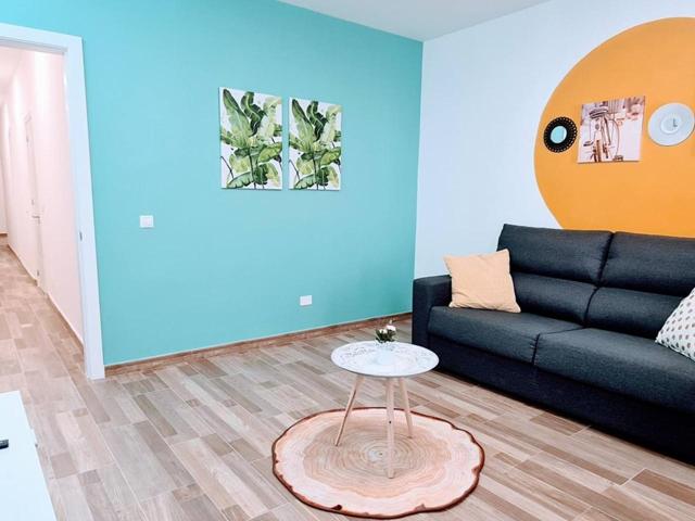 Piso en alquiler en Las Palmas de Gran Canaria de 80 m2 photo 0