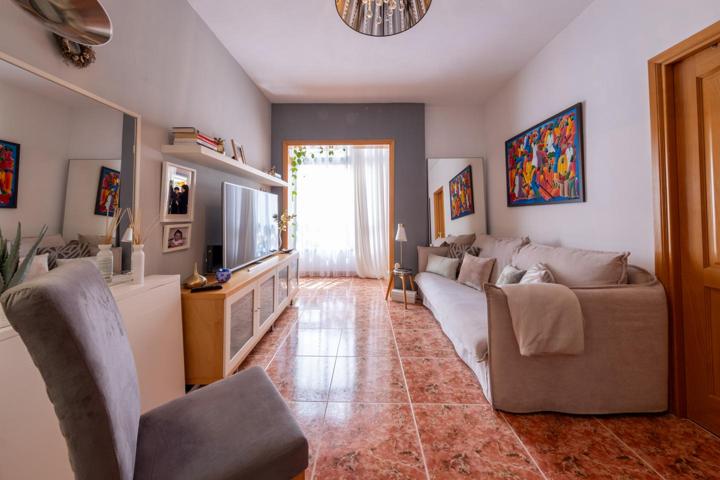 Piso en venta en Las Palmas de Gran Canaria de 86 m2 photo 0