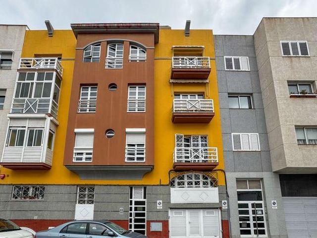 Plaza De Parking en venta en Las Palmas de Gran Canaria de 18 m2 photo 0