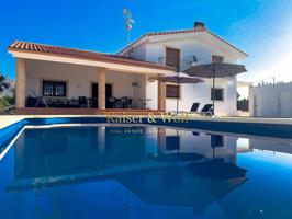 Casa independiente con piscina en Albatera photo 0