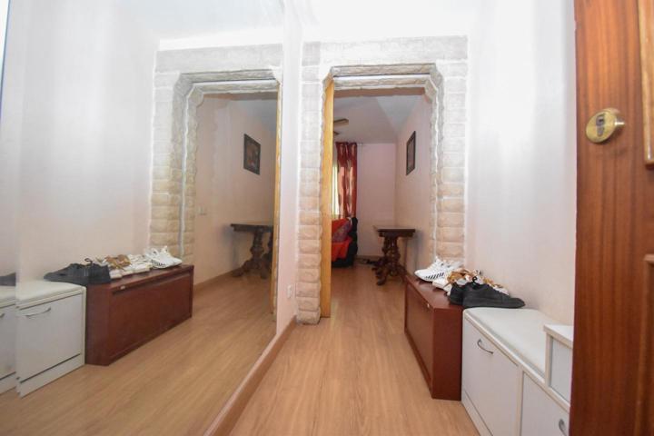 Piso con ascensor y terraza en Alicante photo 0