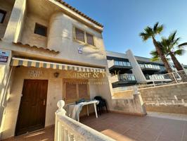 Amplio Bungalow en Esquina con Patio en Gran Alacant photo 0