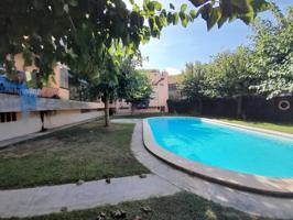 Fantástico piso reformado con zona comunitaria con piscina photo 0