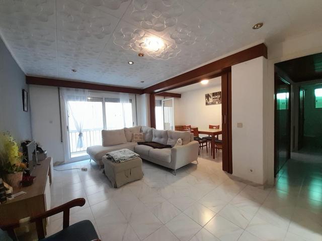 Piso muy amplio, en el centro de Canet de mar photo 0