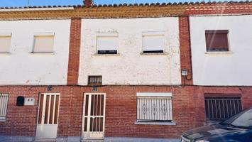 Casa en Venta en Paredes de Nava Paredes de Nava, Palencia photo 0