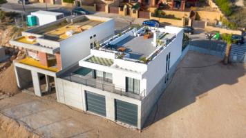 Villa En venta en Polop photo 0