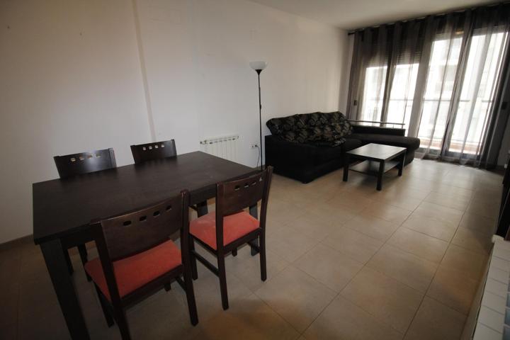Piso en alquiler. Zona Vergeret photo 0
