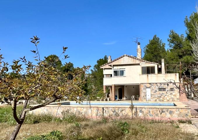 Encantador chalet ubicado en la Urbanización Baradello photo 0