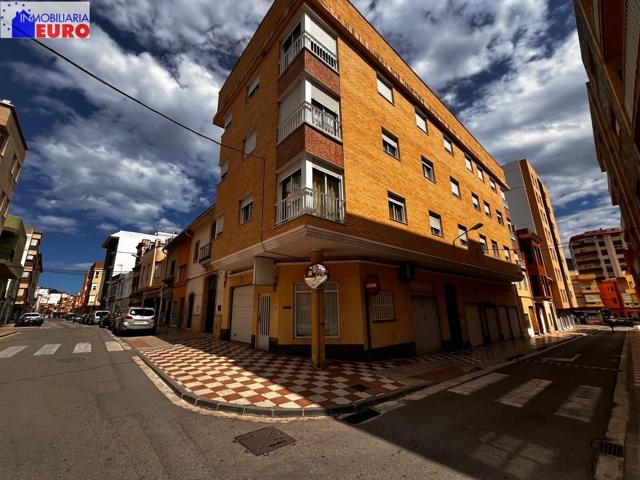 Piso en Venta en Tavernes de la Valldigna photo 0